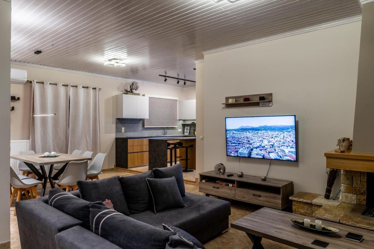 G.R Luxury Apartment Kalligoni Buitenkant foto