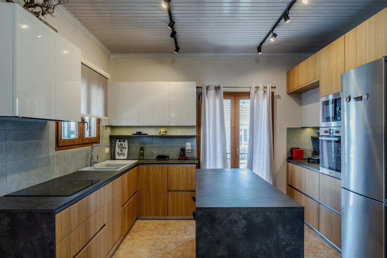 G.R Luxury Apartment Kalligoni Buitenkant foto